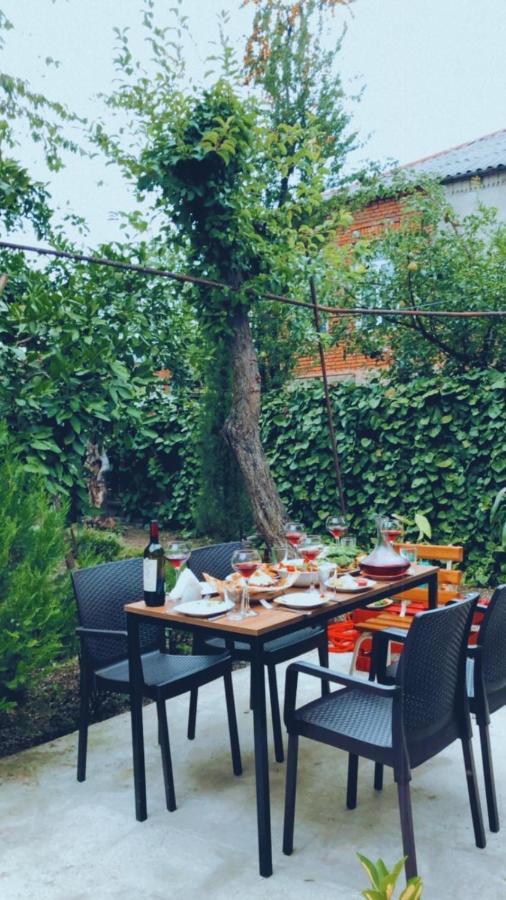 Sweet Apartment In 쿠타이시 외부 사진