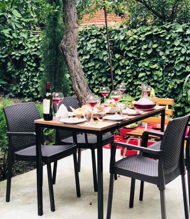 Sweet Apartment In 쿠타이시 외부 사진