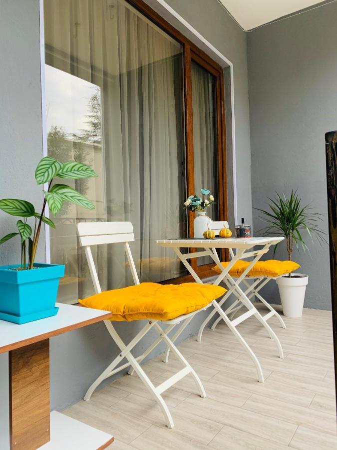 Sweet Apartment In 쿠타이시 외부 사진