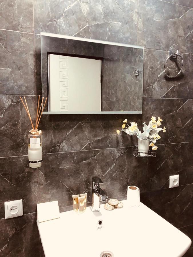Sweet Apartment In 쿠타이시 외부 사진